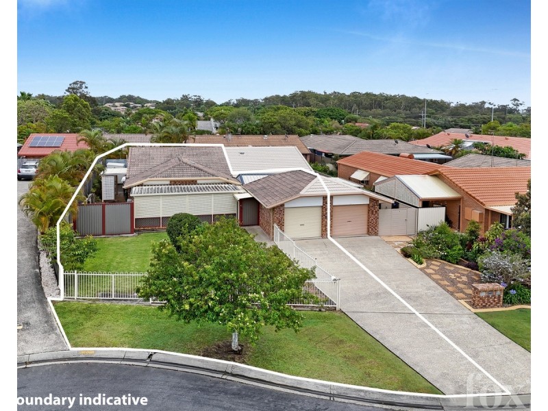 1/5 Clovelly Place, Labrador QLD 4215