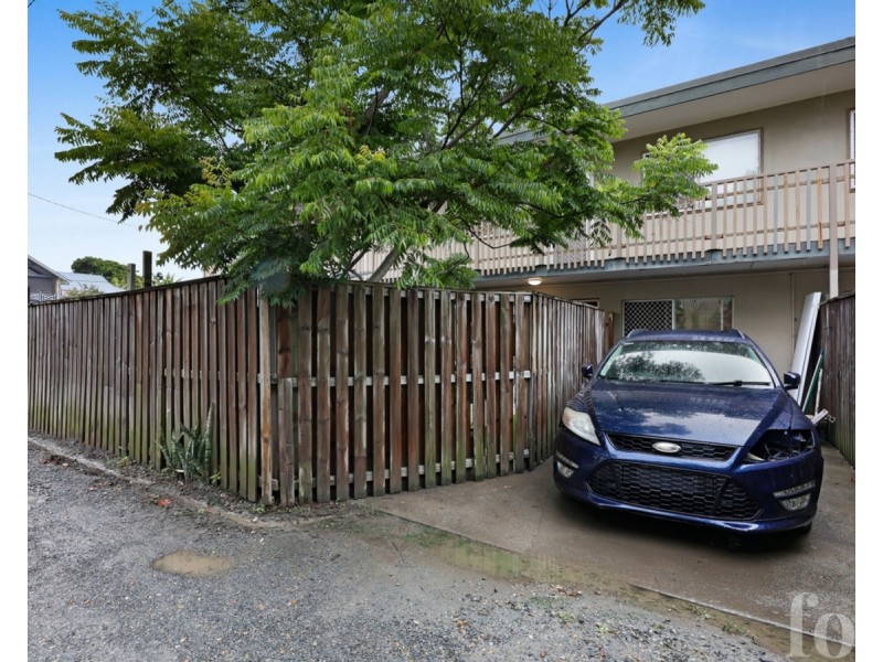 2/194 High Street, Southport QLD 4215