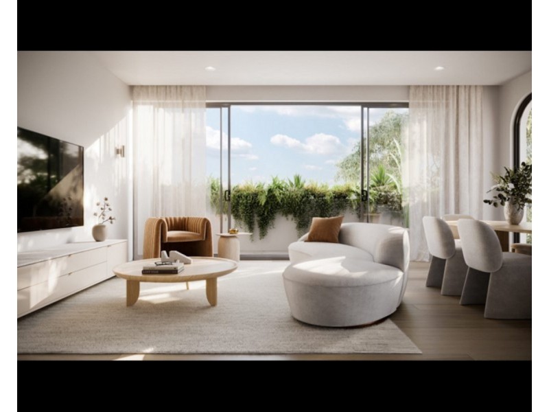 11/2-4 Waterford Court, Bundall QLD 4217