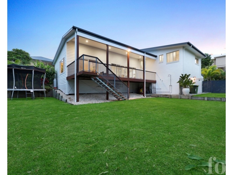 35 Sky Royal Terrace, Burleigh Heads QLD 4220
