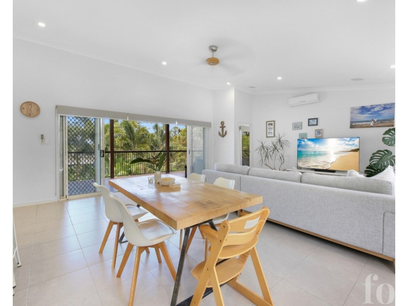 35 Sky Royal Terrace, Burleigh Heads QLD 4220