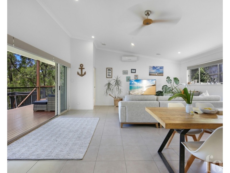 35 Sky Royal Terrace, Burleigh Heads QLD 4220