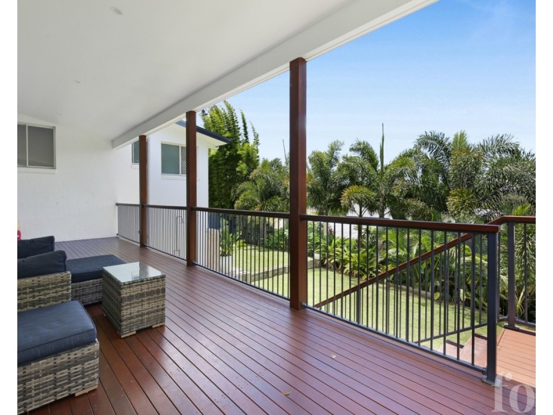 35 Sky Royal Terrace, Burleigh Heads QLD 4220