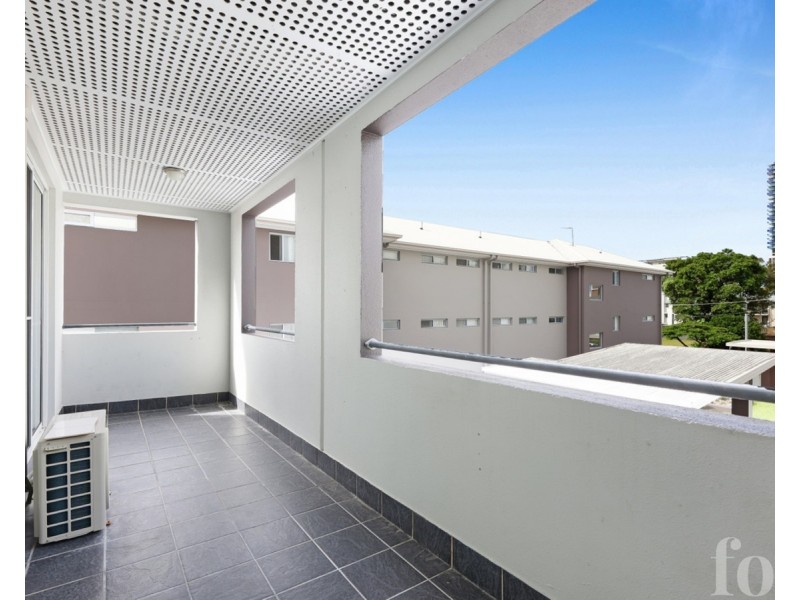 18/6-10 Rose Street, Southport QLD 4215