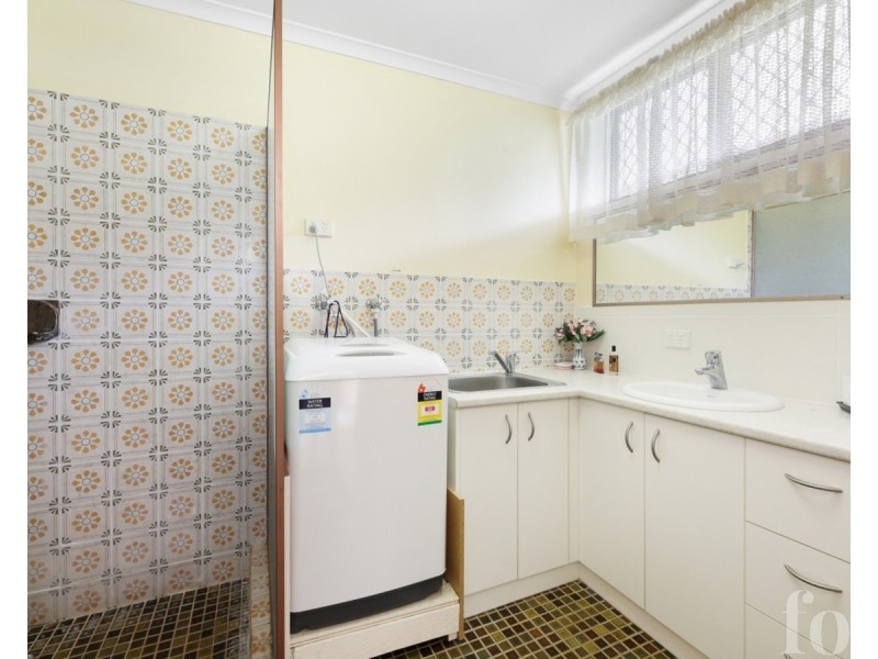 8/6 Parker Street, Labrador QLD 4215
