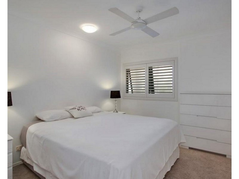 10/28 Marine Parade, Miami QLD 4220