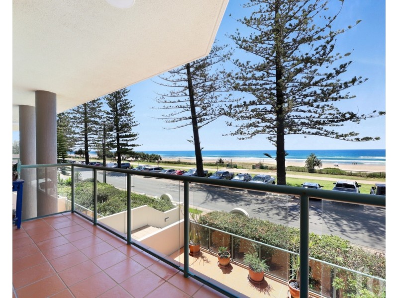 10/28 Marine Parade, Miami QLD 4220