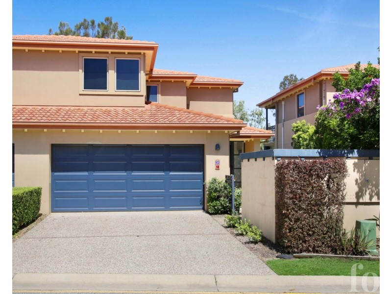 13/4 University Drive, Robina QLD 4226