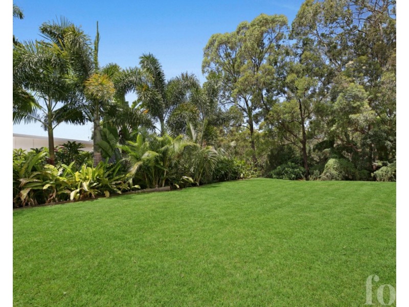 2/35 Sky Royal Terrace, Burleigh Heads QLD 4220