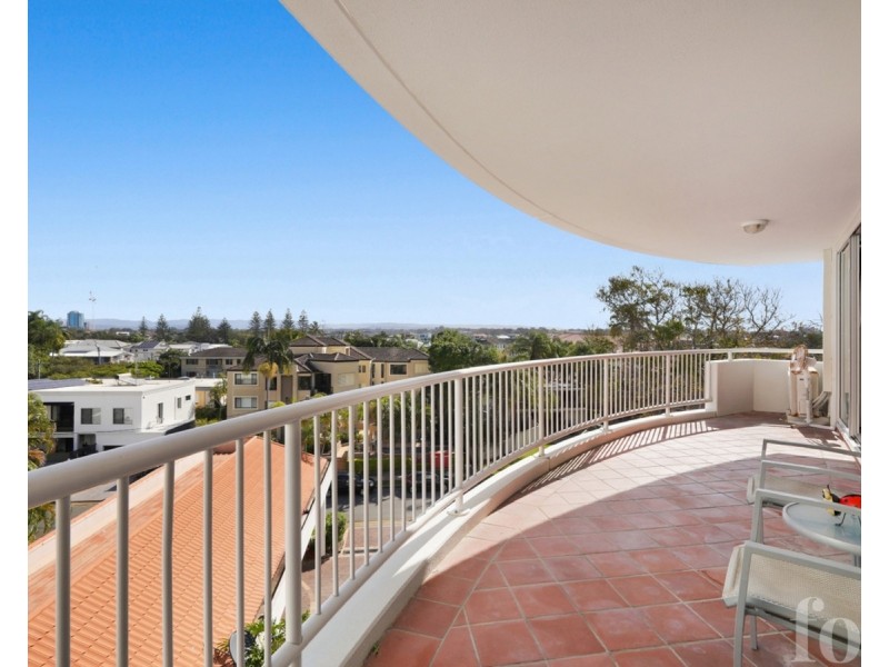 33/1 – 9 Acacia Avenue, Surfers Paradise QLD 4217