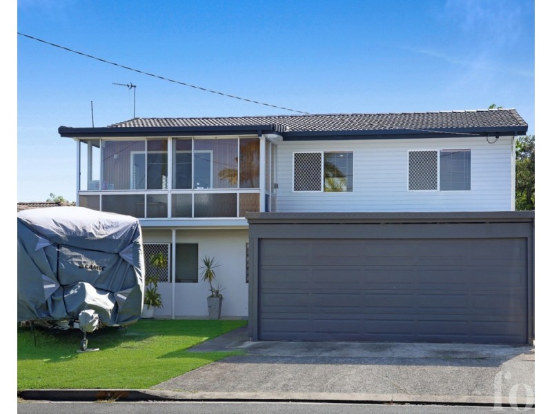 3 Pengana Street, Labrador QLD 4215