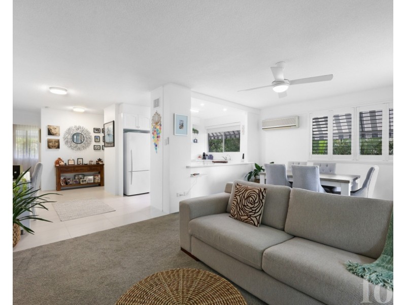 10/64 Bauer Street, Southport QLD 4215