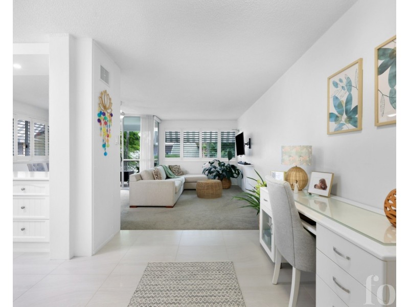 10/64 Bauer Street, Southport QLD 4215