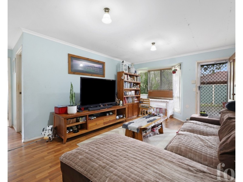 1/97 Olsen Avenue, Labrador QLD 4215