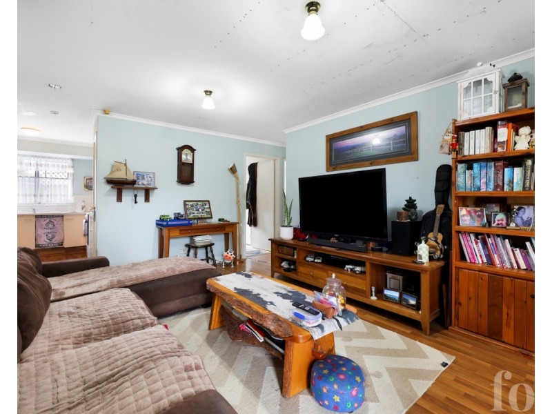 1/97 Olsen Avenue, Labrador QLD 4215