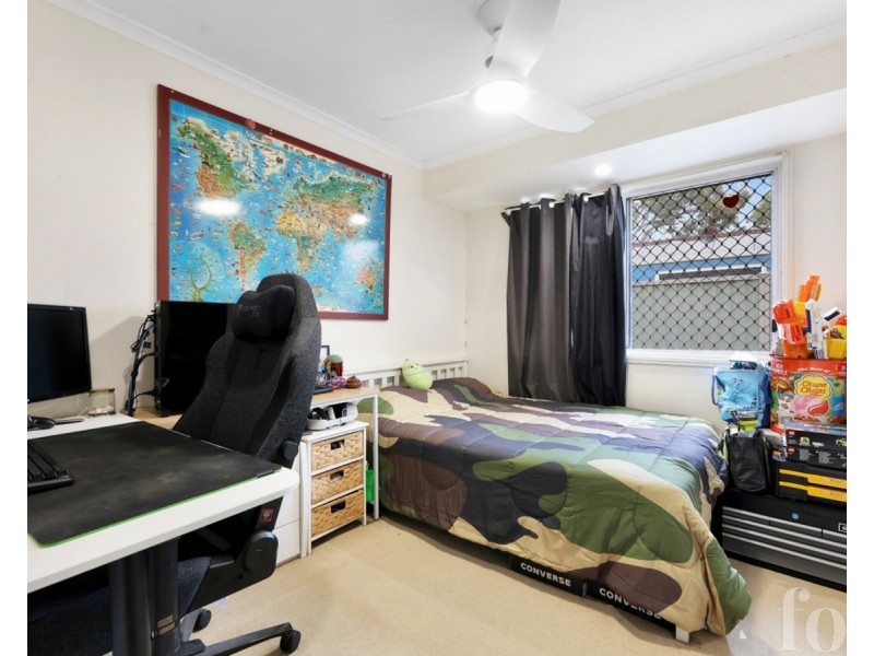 1/97 Olsen Avenue, Labrador QLD 4215