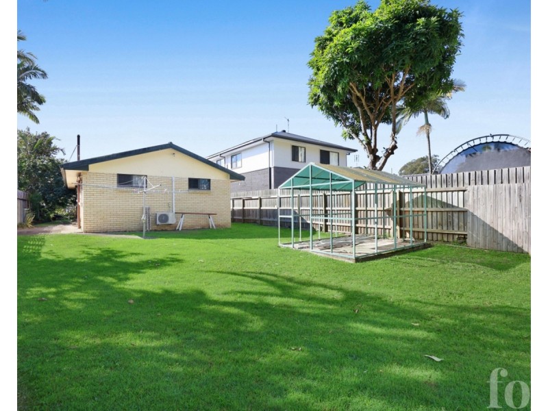 57 Nalkari Street, Coombabah QLD 4216