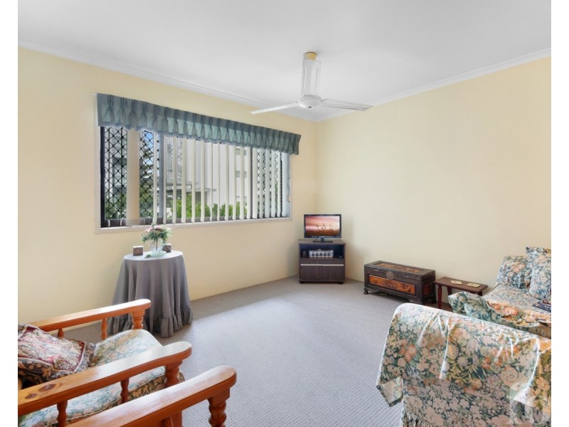 8/6 Parker Street, Labrador QLD 4215