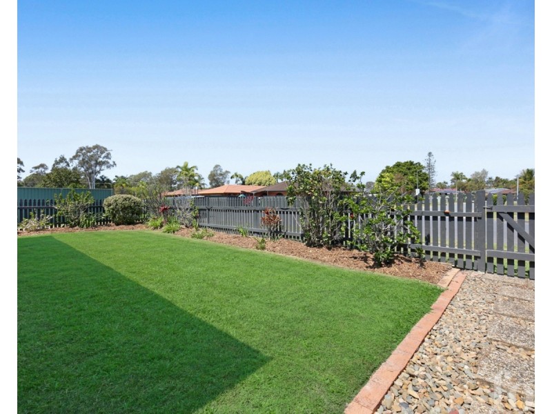 1/9 Stephenson Street, Labrador QLD 4215