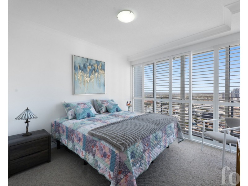 32401/9 Lawson Street, Southport QLD 4215