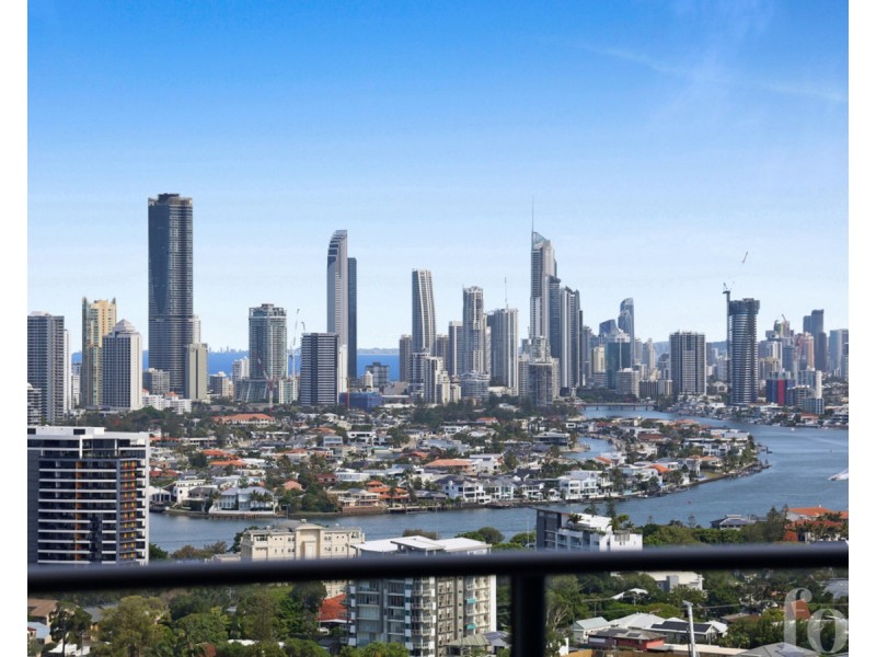 32401/9 Lawson Street, Southport QLD 4215