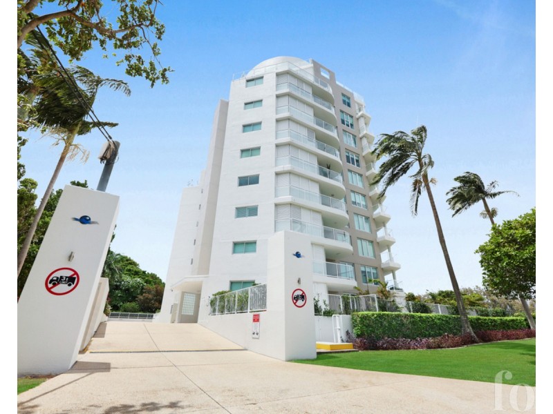 33/242 Marine Parade, Labrador QLD 4215