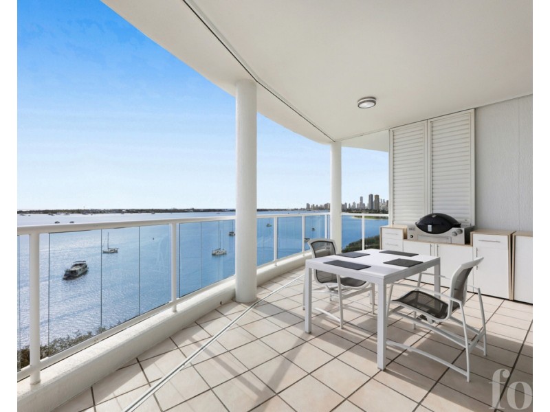 33/242 Marine Parade, Labrador QLD 4215