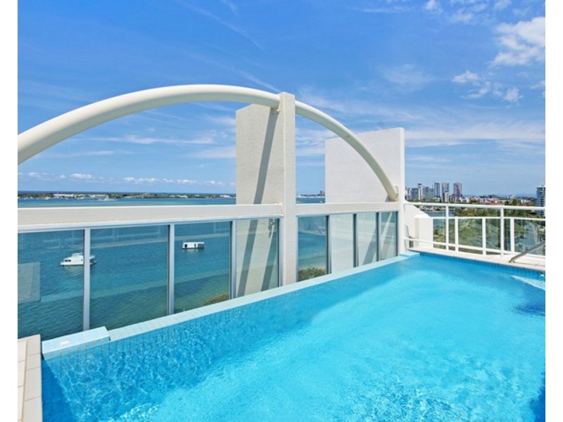 33/242 Marine Parade, Labrador QLD 4215