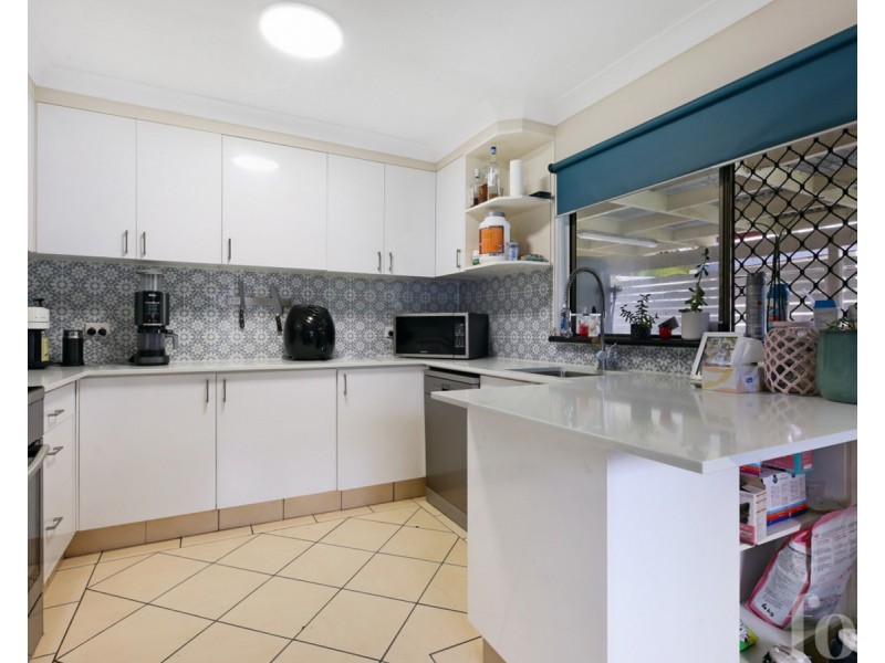 1 Appleblossom Place, Nerang QLD 4211