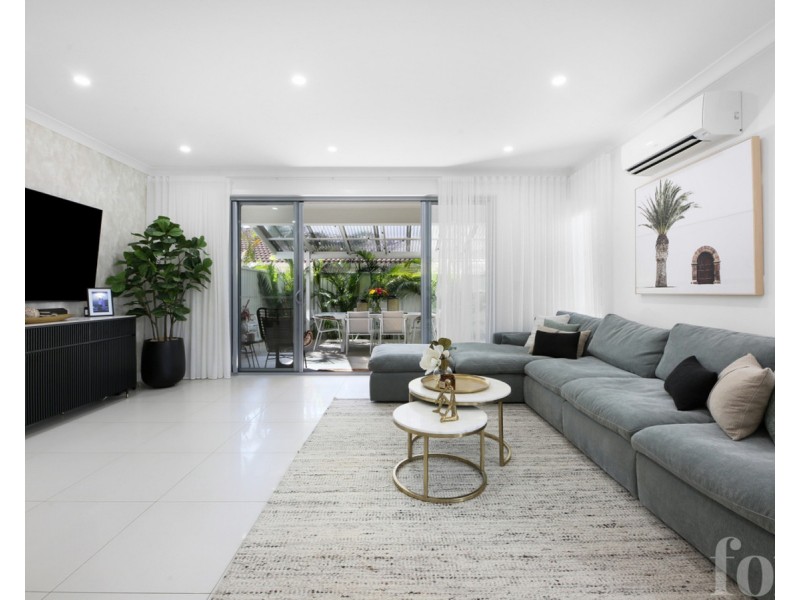 2/33 Parr Street, Biggera Waters QLD 4216