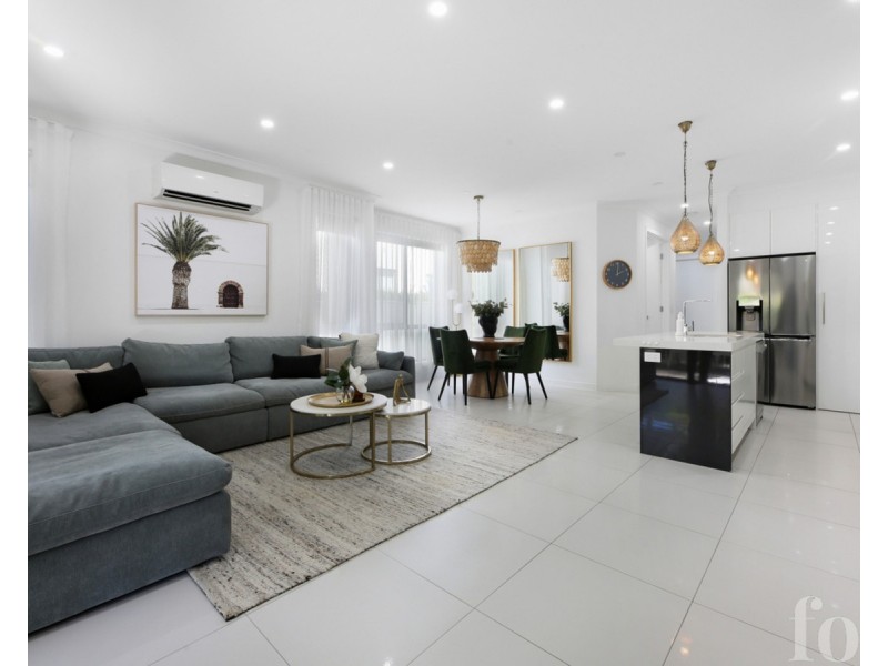 2/33 Parr Street, Biggera Waters QLD 4216