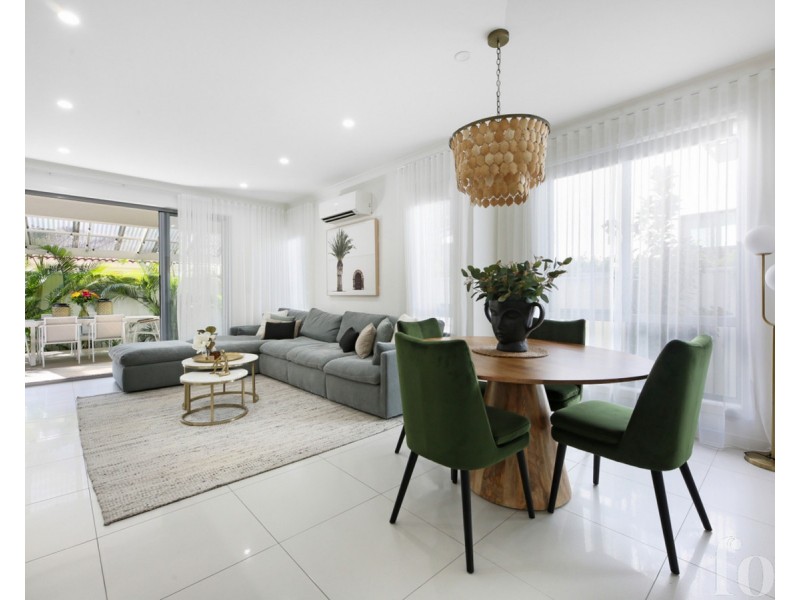 2/33 Parr Street, Biggera Waters QLD 4216