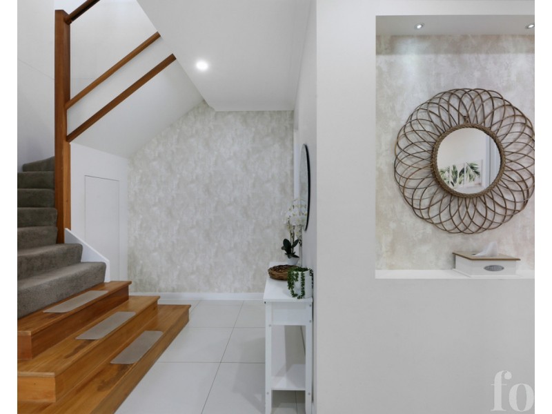 2/33 Parr Street, Biggera Waters QLD 4216