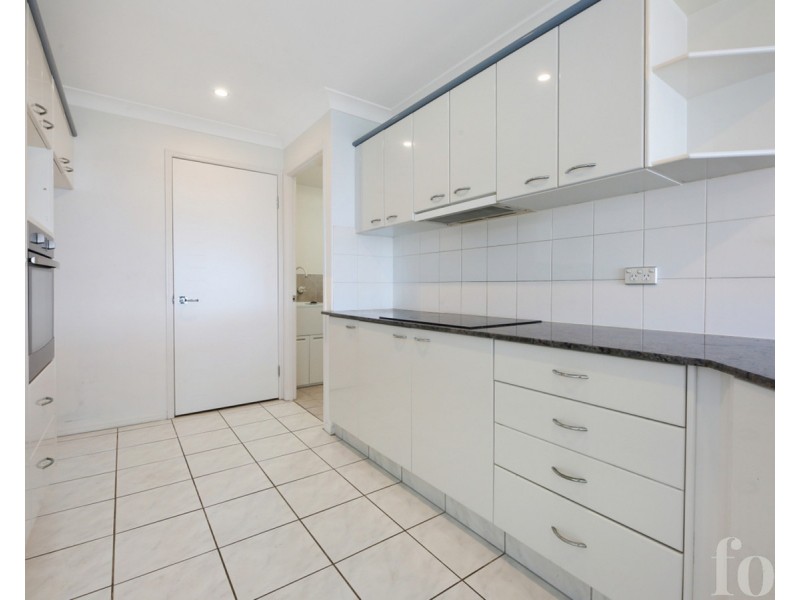 10/28 Marine Parade, Miami QLD 4220