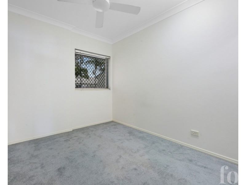10/28 Marine Parade, Miami QLD 4220