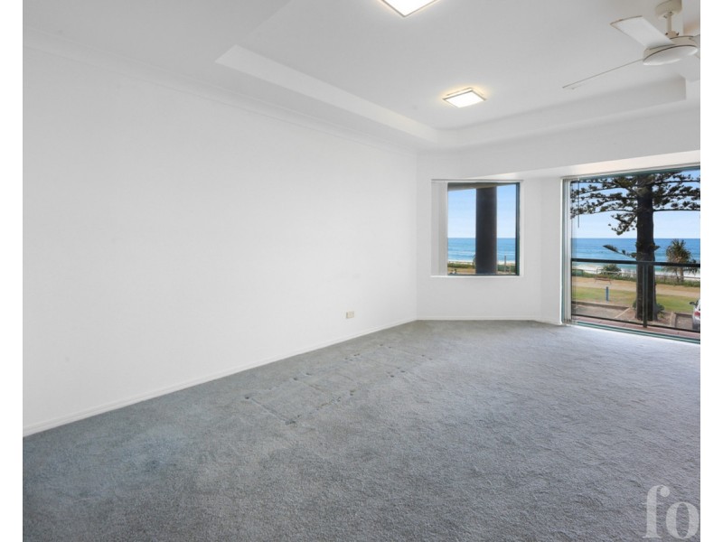 10/28 Marine Parade, Miami QLD 4220