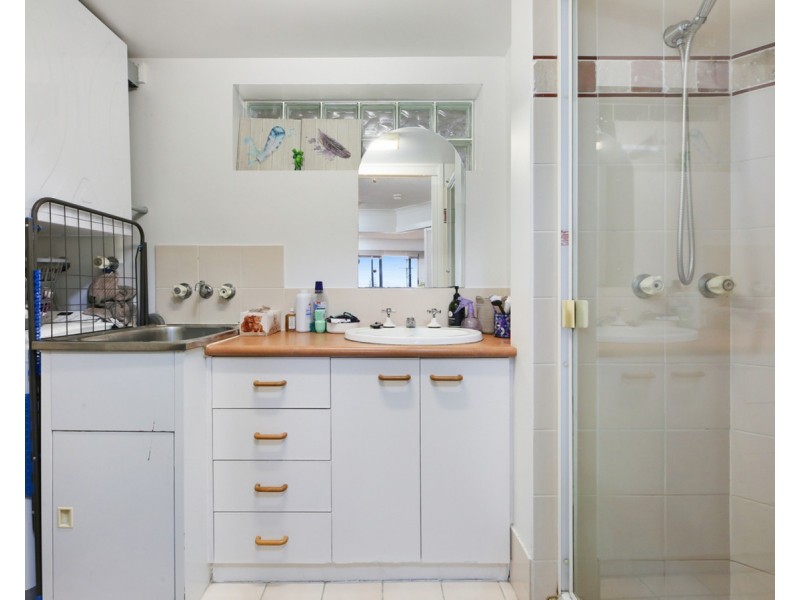 31/106-108 Marine Parade, Southport QLD 4215