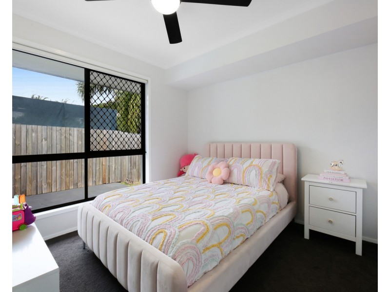 1/9 Jean Street, Labrador QLD 4215