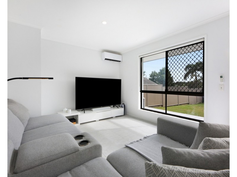1/9 Jean Street, Labrador QLD 4215