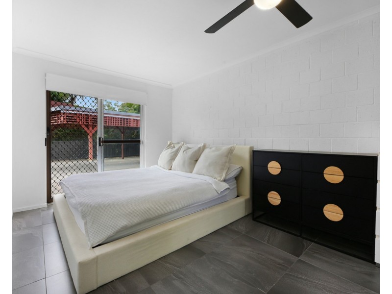 1/9 Jean Street, Labrador QLD 4215