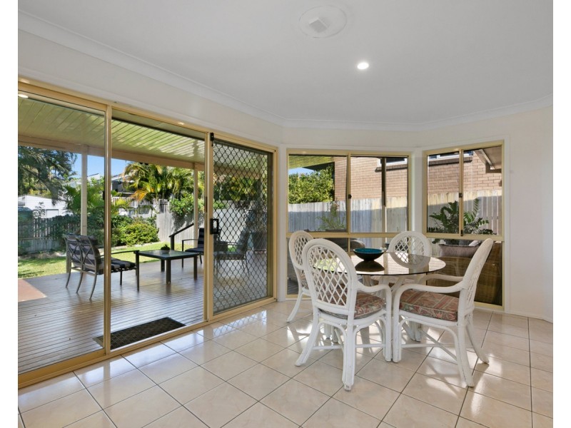 37 Ernest Street, Labrador QLD 4215