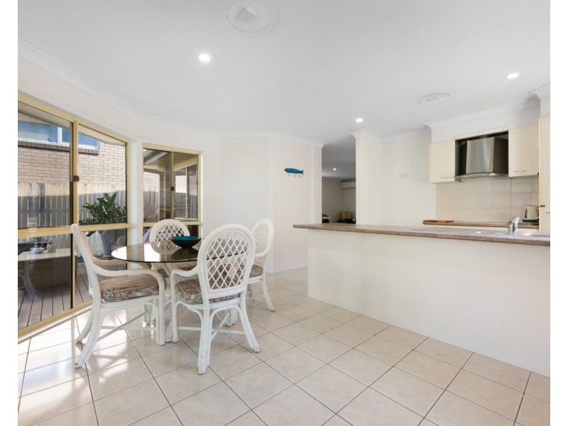 37 Ernest Street, Labrador QLD 4215