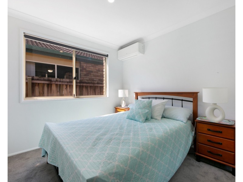 37 Ernest Street, Labrador QLD 4215