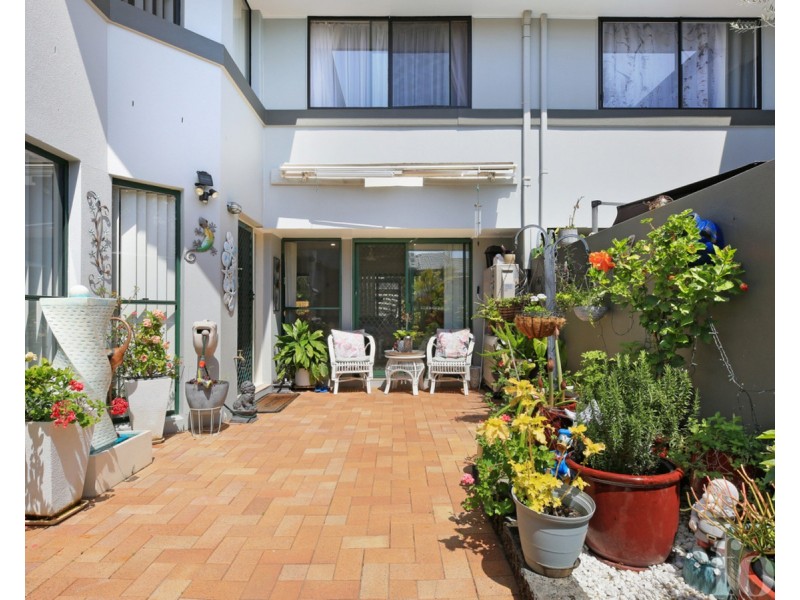 66/100 Morala Avenue, Runaway Bay QLD 4216