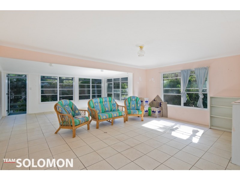 3 Moonah Street, Coochiemudlo Island QLD 4184