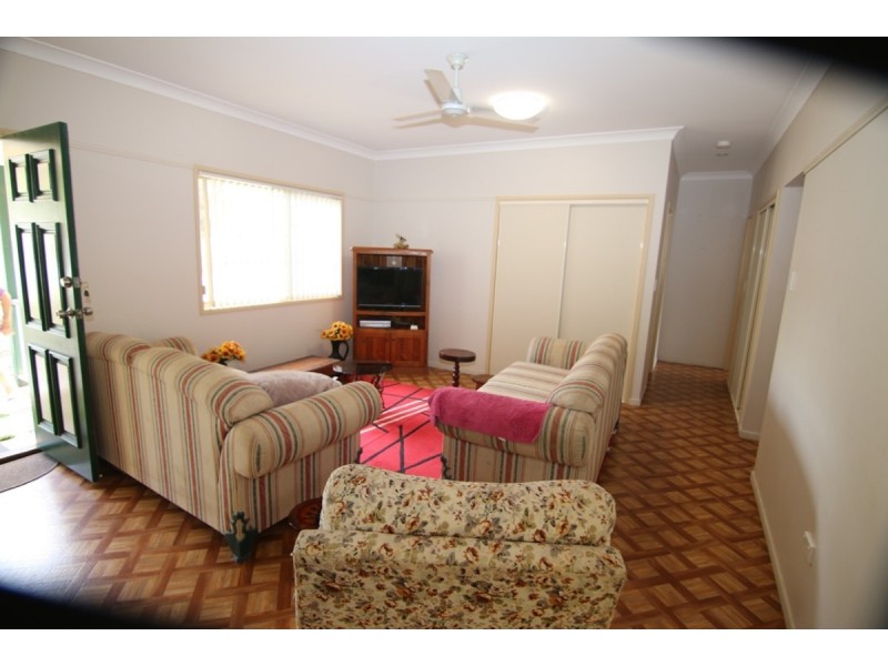 18 Dempsey Street, Russell Island QLD 4184