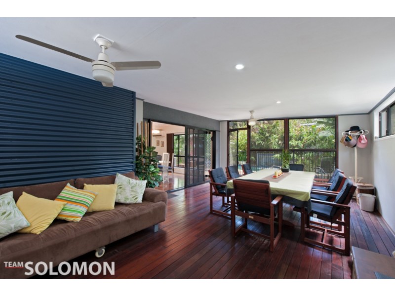 14 Carefree Street, Coochiemudlo Island QLD 4184