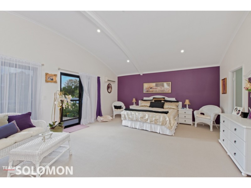 14 Carefree Street, Coochiemudlo Island QLD 4184