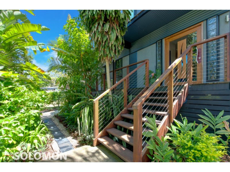 14 Carefree Street, Coochiemudlo Island QLD 4184