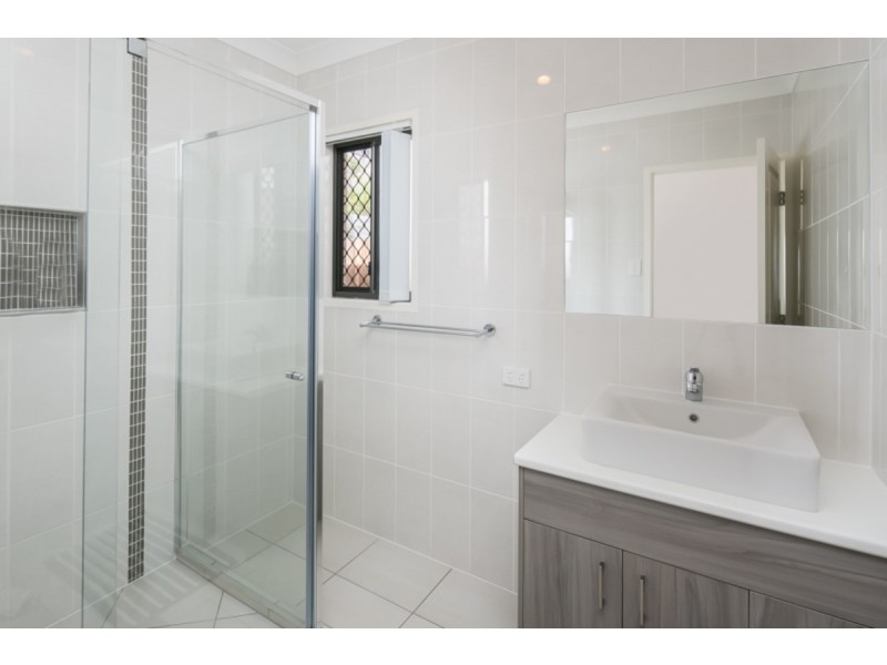 84 Pioneer Drive, Kuraby QLD 4112